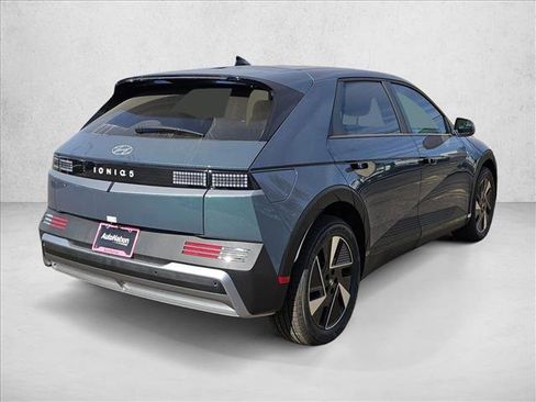 New 2026 Hyundai Ioniq 5 SEL image 5