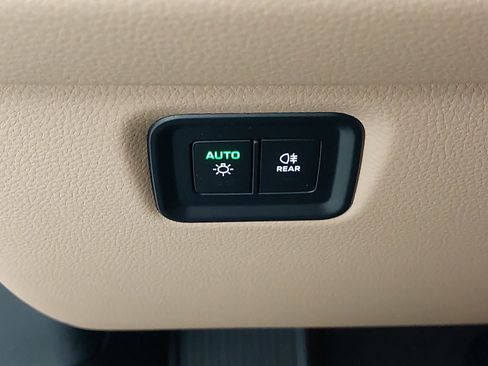 New 2026 Porsche Cayenne Coupe image 28