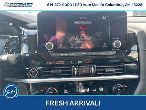 Used 2024 Nissan Pathfinder SV image 19