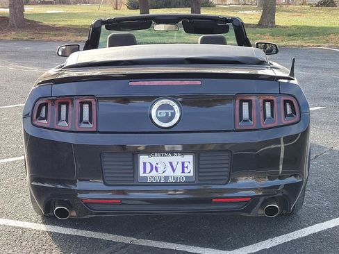 Used 2013 Ford Mustang GT image 4