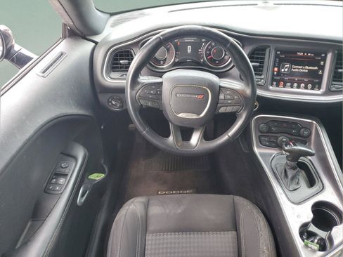 Used 2015 Dodge Challenger R/T w/ Quick Order Package 28B R/T RWD image 7