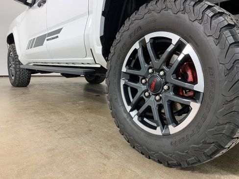 Used 2024 Toyota Tacoma SR image 14