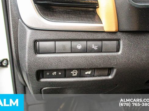 Used 2023 Nissan Rogue Platinum w/ Platinum Premium Package FWD image 30