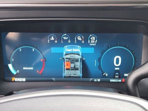 Used 2025 Ford F250 Platinum w/ FX4 Off-Road Package image 13