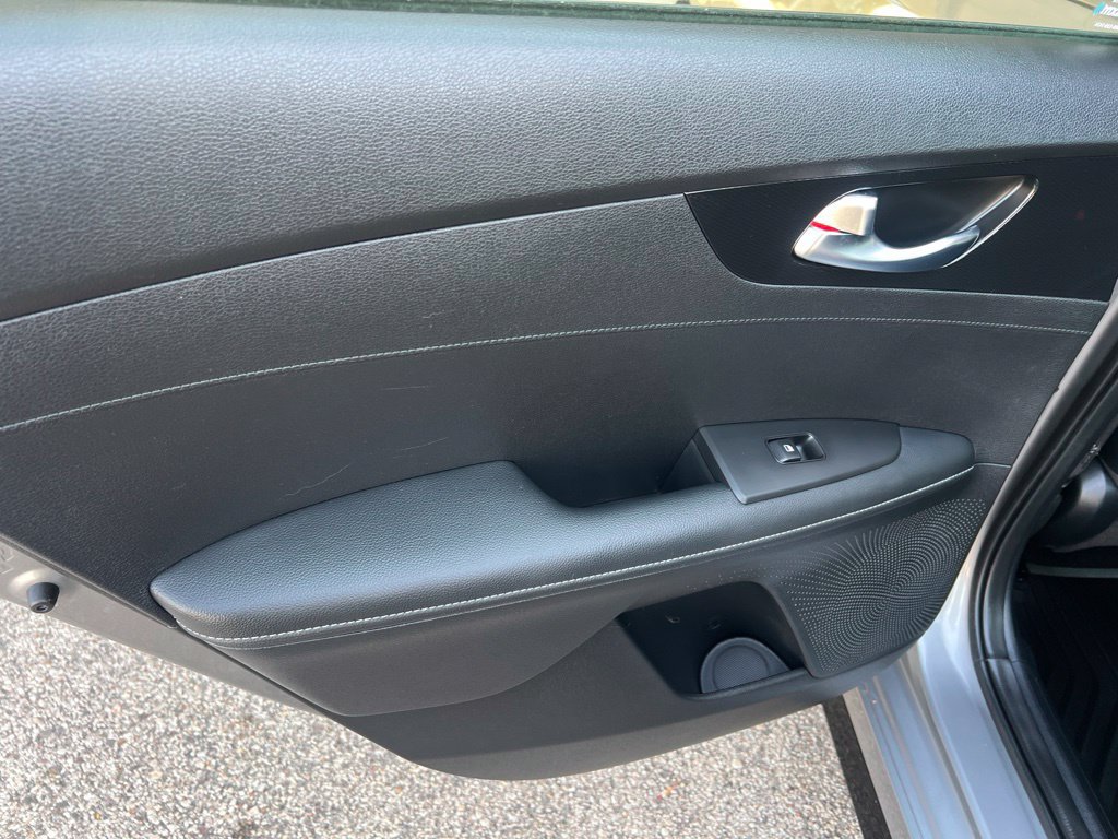 Certified 2024 Kia Forte GT-Line FWD image 10