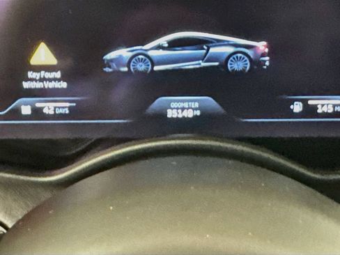 Used 2021 McLaren GT RWD image 12