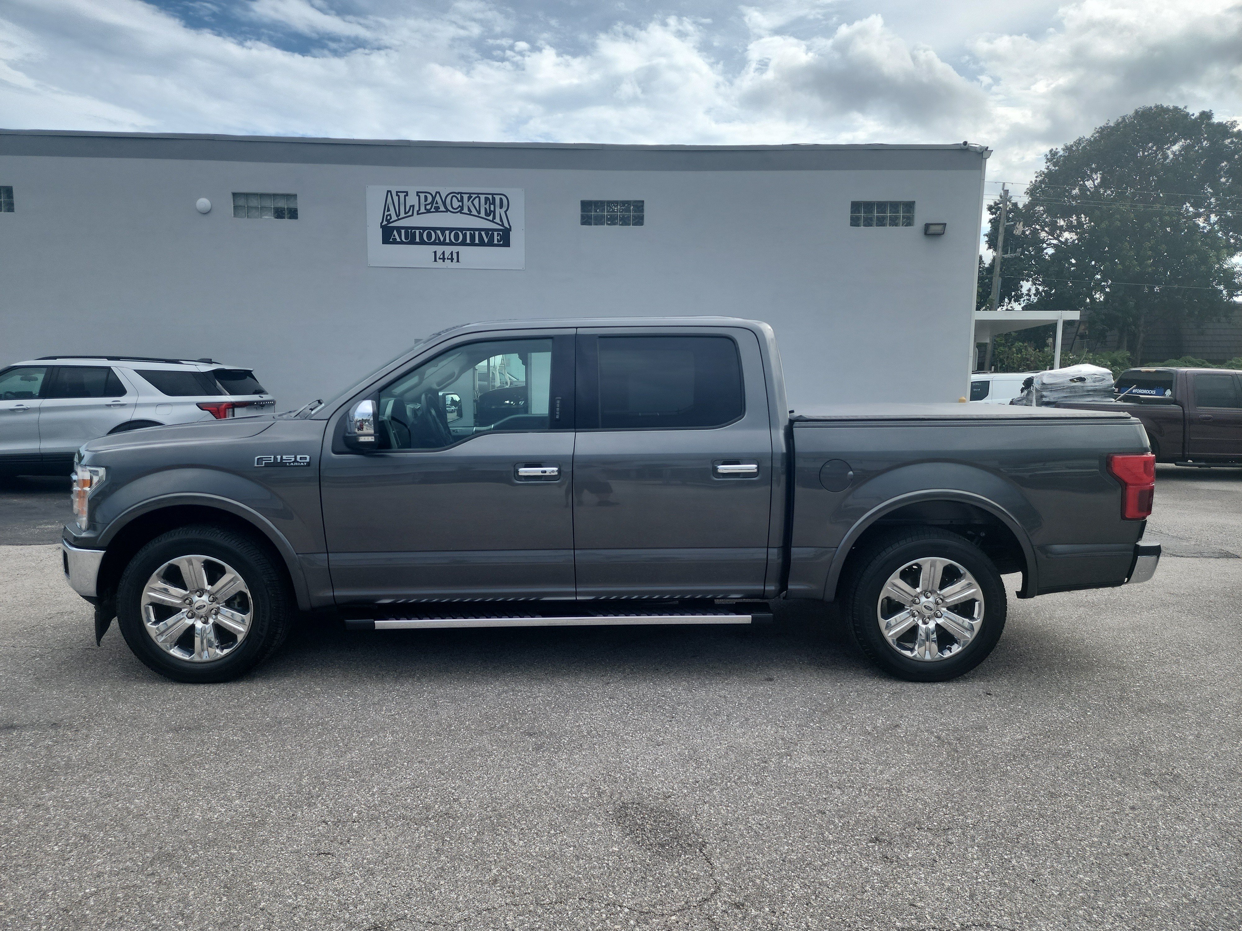 Used 2018 Ford F150 Lariat RWD image 2