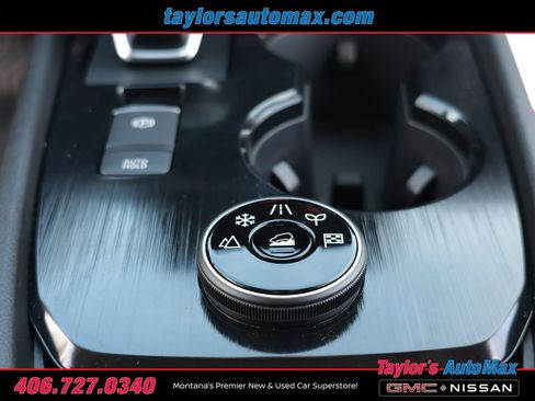 Used 2026 Nissan Rogue SV AWD/4WD image 20