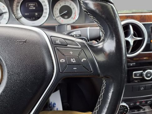 Used 2015 Mercedes-Benz GLK 350 4MATIC image 14