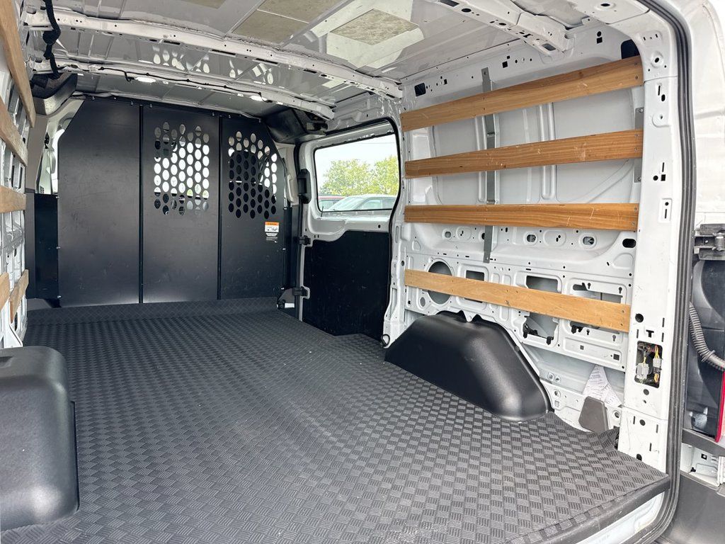 Used 2025 Ford Transit 250 Low Roof w/ Exterior Upgrade Package RWD image 12