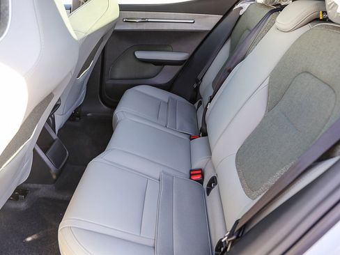 New 2026 Volvo EX30 Plus w/ Climate Package AWD/4WD image 18