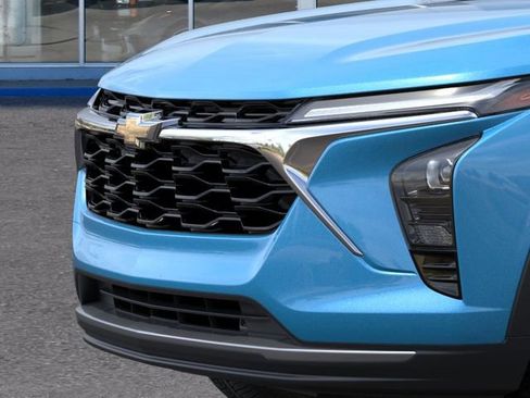 New 2026 Chevrolet Trax LT w/ Driver Confidence Package image 14