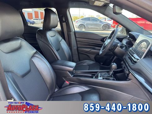 Used 2023 Jeep Compass Altitude image 41