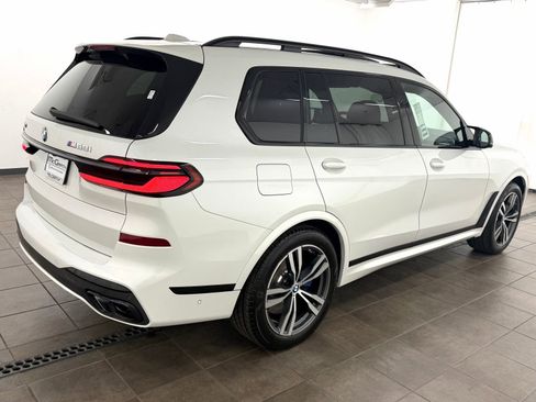 Used 2026 BMW X7 M60i AWD/4WD image 5