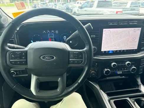 Used 2024 Ford F250 Lariat w/ Lariat Ultimate Package AWD/4WD image 12