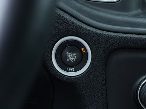 Used 2019 Dodge Charger Police image 8