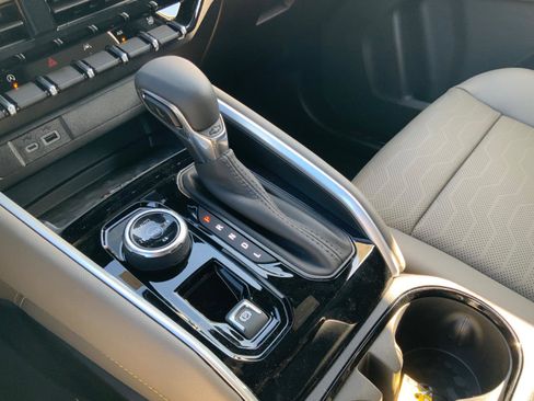 New 2026 Chevrolet Colorado ZR2 w/ Technology Package image 24