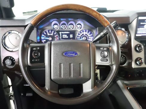 Used 2015 Ford F250 Platinum w/ Snow Plow Prep Package AWD/4WD image 32
