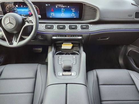Certified 2025 Mercedes-Benz GLS 450 4MATIC image 14