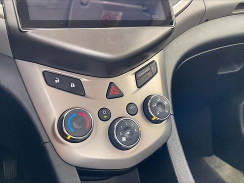 Used 2013 Chevrolet Sonic LT FWD image 31