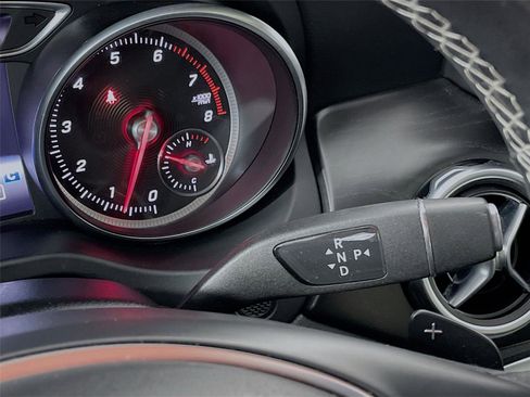 Used 2018 Mercedes-Benz GLA 250 4MATIC image 21