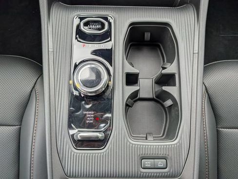 New 2026 Jeep Cherokee Limited AWD/4WD image 18