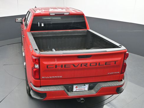 Used 2021 Chevrolet Silverado 1500 Custom image 36