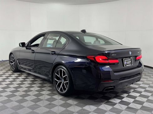 Used 2023 BMW M550i xDrive w/ Executive Package image 8
