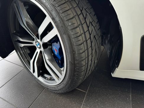 Used 2018 BMW 750i xDrive AWD/4WD image 69
