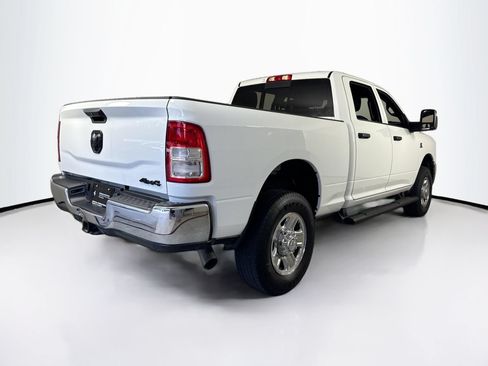 Used 2024 RAM 2500 Tradesman w/ Chrome Appearance Group AWD/4WD image 7