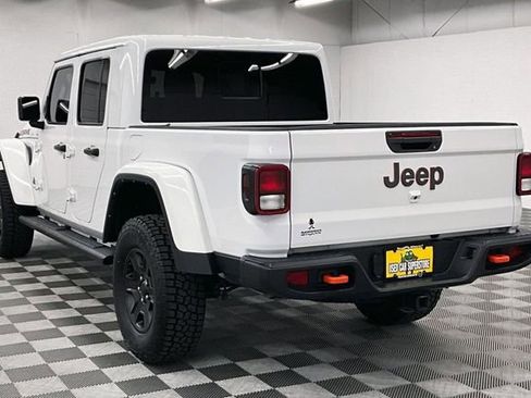 Used 2022 Jeep Gladiator Mojave w/ Trailer Tow Package AWD/4WD image 3