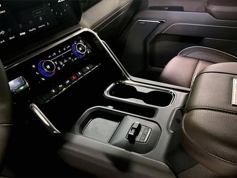 Certified 2025 GMC Sierra 2500 Denali w/ Technology Package image 34