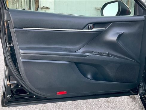 Used 2023 Toyota Camry SE image 20