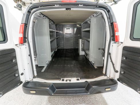 Used 2020 Chevrolet Express 2500 w/ Driver Convenience Package RWD image 11