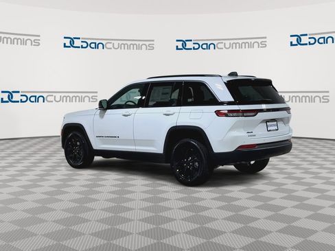 New 2026 Jeep Grand Cherokee Altitude AWD/4WD image 6