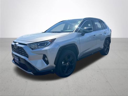 Used 2019 Toyota RAV4 XSE w/ All Weather Liner Package AWD/4WD image 2