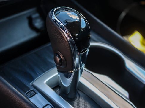 Used 2016 Nissan Altima 2.5 SL image 16