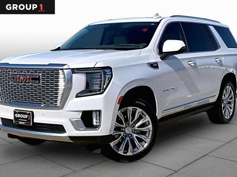 Used 2024 GMC Yukon Denali w/ Denali Reserve Package AWD/4WD image 1