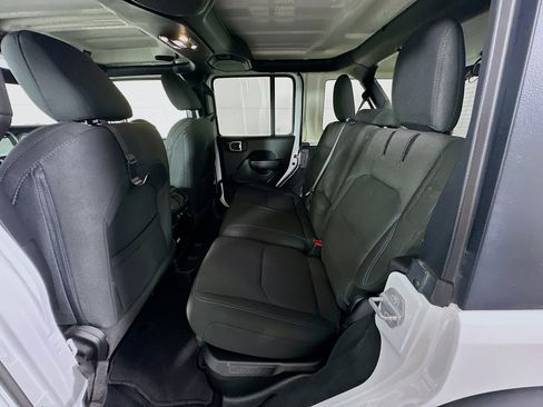 Used 2023 Jeep Wrangler Unlimited Rubicon 4xe image 26