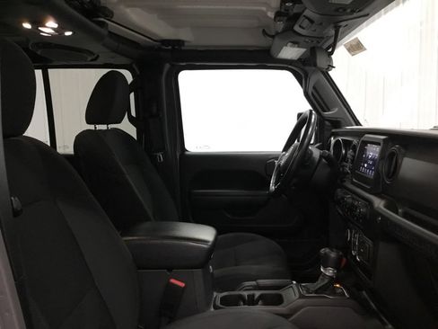 Used 2022 Jeep Wrangler Unlimited Sport AWD/4WD image 24