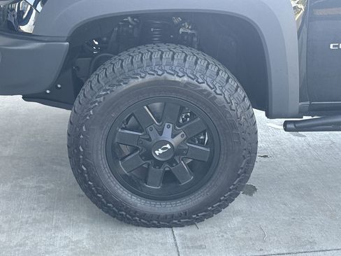 Used 2021 Chevrolet Colorado ZR2 w/ Colorado ZR2 Bison Edition image 28