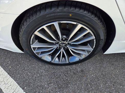 Used 2019 Kia Stinger Premium image 13