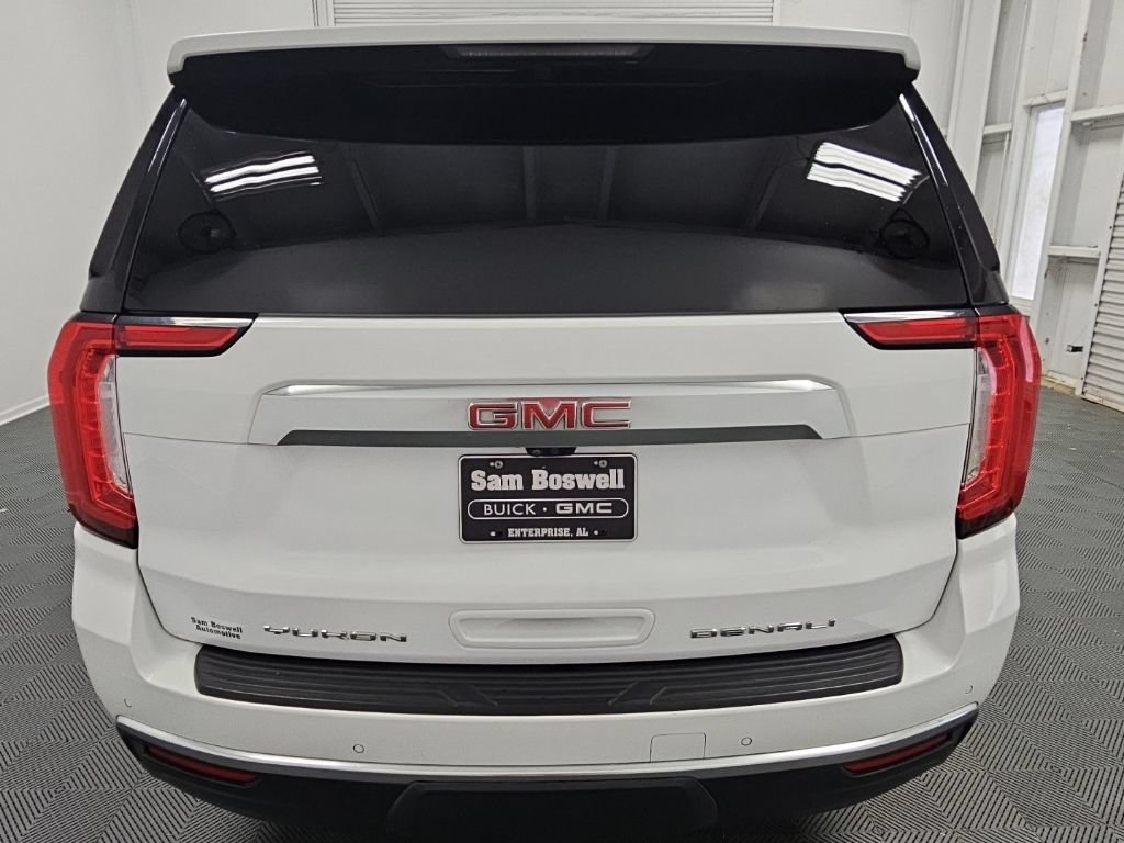 Certified 2023 GMC Yukon XL Denali w/ Denali Reserve Package RWD image 8