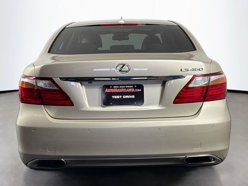 Used 2012 Lexus LS 460 w/ Comfort Pkg image 6