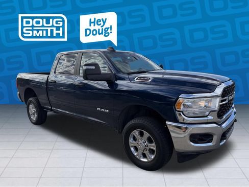 Used 2024 RAM 2500 Big Horn w/ Safety Group AWD/4WD image 6