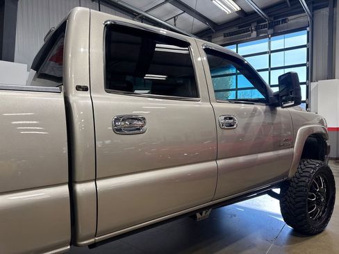 Used 2002 Chevrolet Silverado 3500 LT w/ Off-Road Skid Plate Pkg image 47