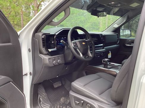 New 2026 Chevrolet Silverado 1500 LT AWD/4WD image 13