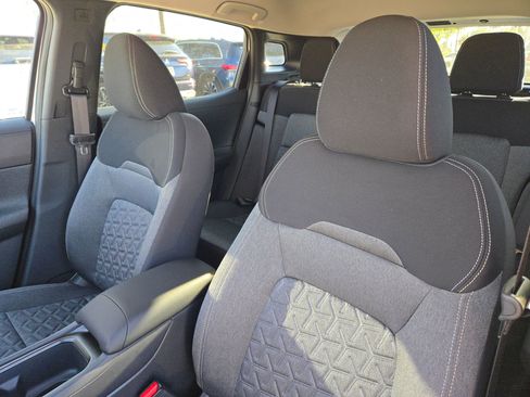 New 2026 Nissan Kicks SV image 9