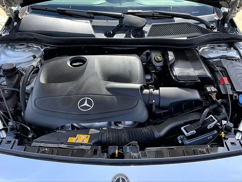 Used 2019 Mercedes-Benz GLA 250 image 32