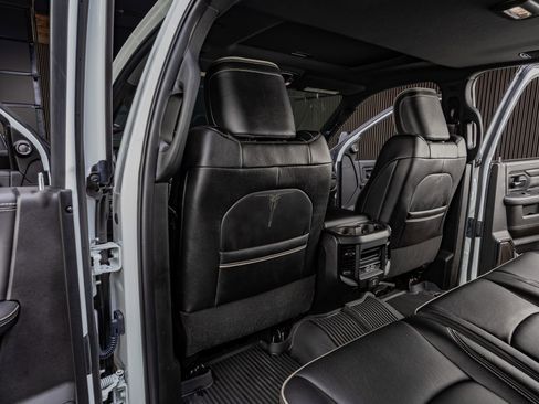 Used 2024 RAM 3500 Limited image 34